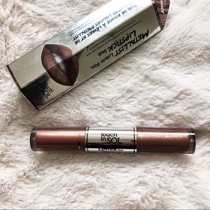 Touch in SOL Metallist Liquid Foil Lipstick Duo